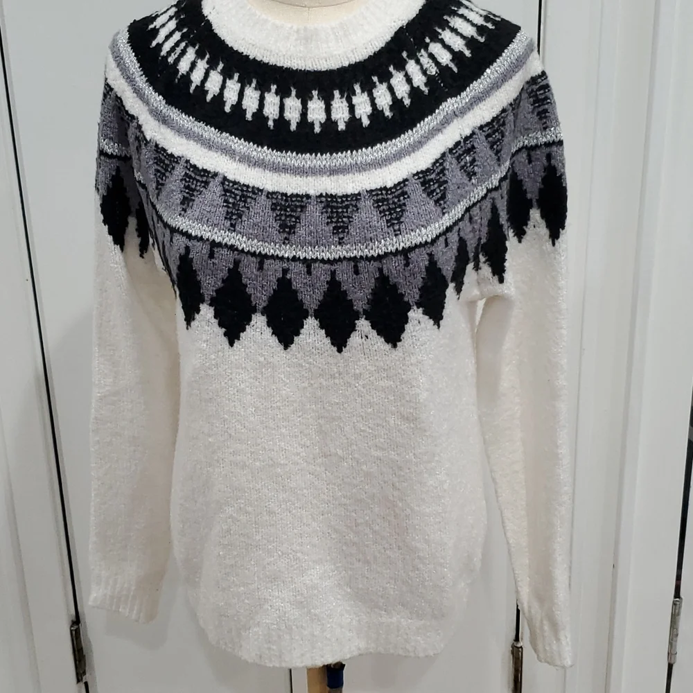 Lord & Taylor sz small